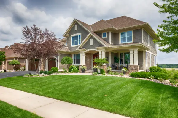 Exceptional Exteriors Roofing & Siding’s Checklist for Home Buyers