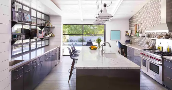 Transform Your Kitchen with a Stunning Tile Backsplash