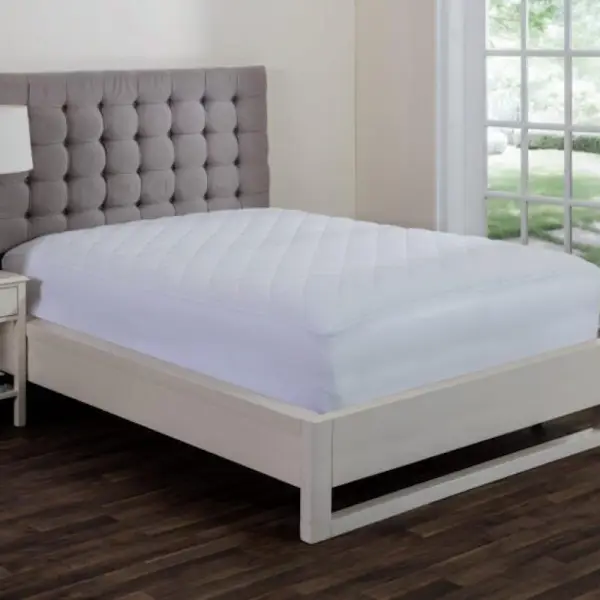 Super Filled Mattress Pad by Downright