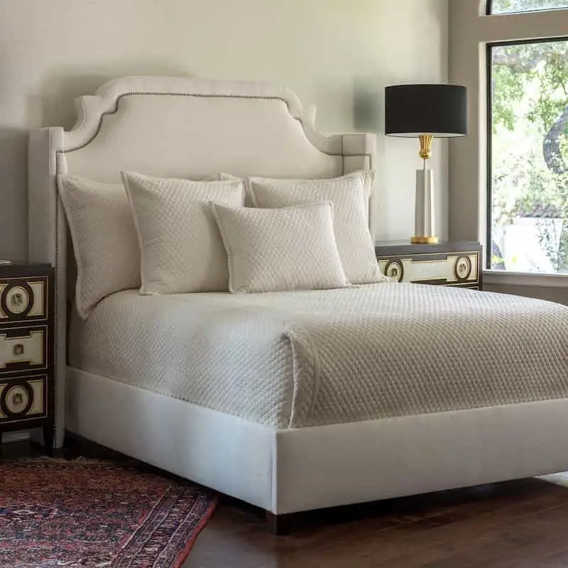 Marilyn Shelter Headboard with Rails by Lili Alessandra